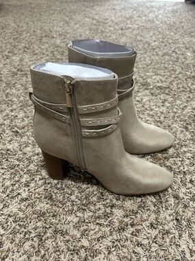 Women's Ankle Boots with Heel